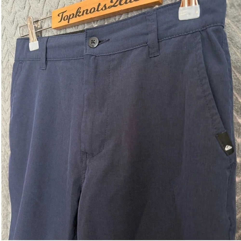 Quiksilver Amphibian Shorts in Navy Boys Size 12